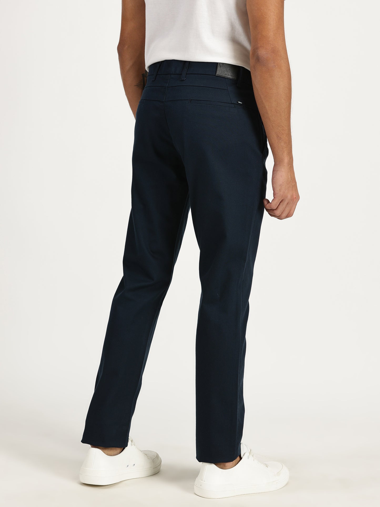 MEN'S NAVY BLUE REGULAR FIT TROUSER WITH STRAIGHT POCKET