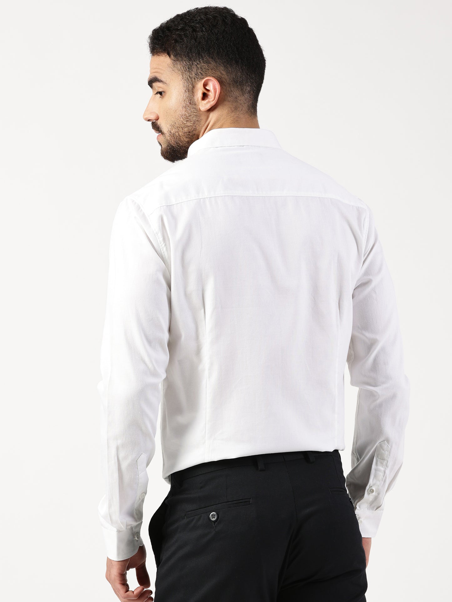 MEN SMART FIT SHIRT WITH SPREAD COLLAR