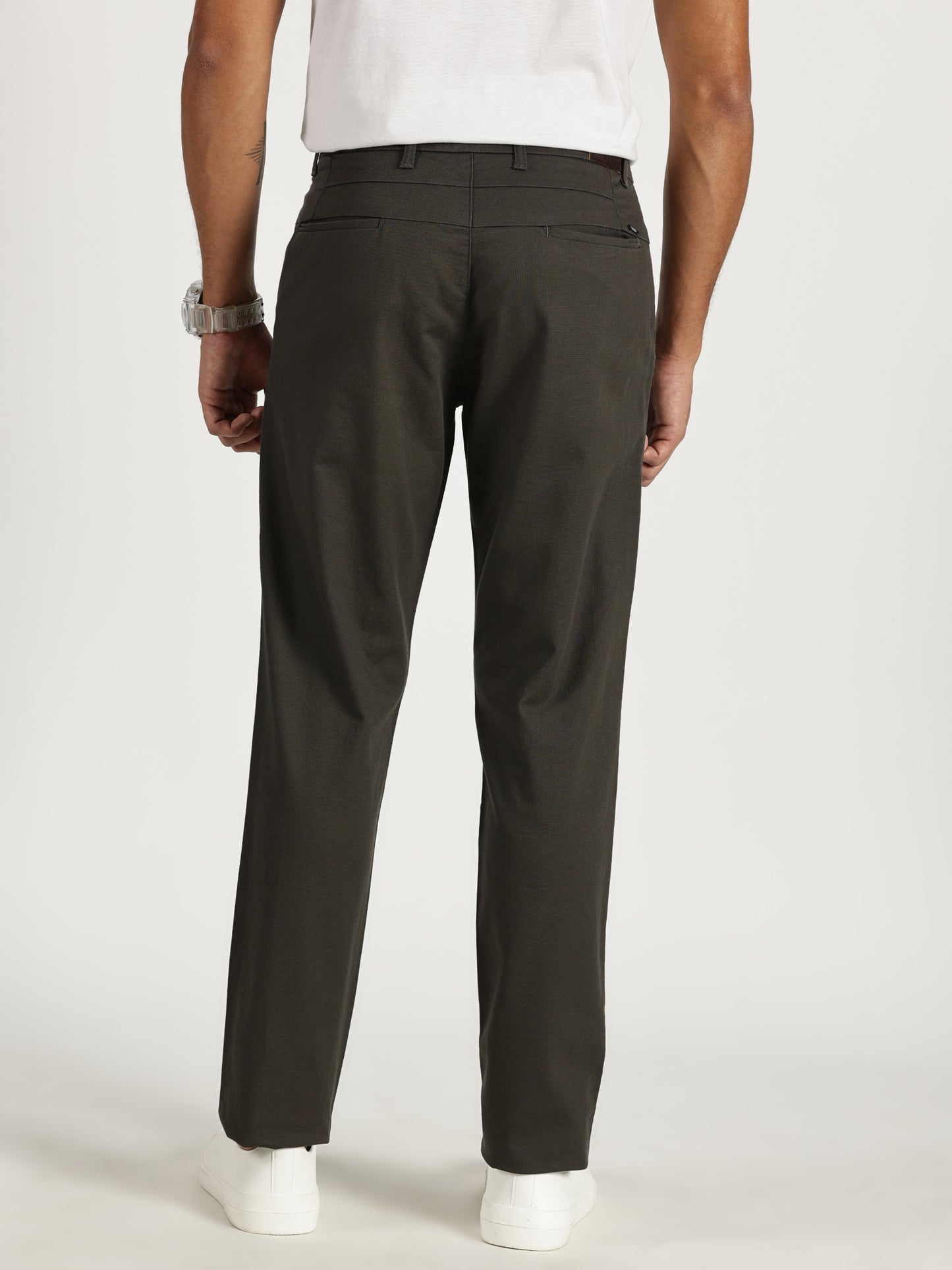 MEN'S DARK GREY REGULAR FIT TROUSER WITH STRAIGHT POCKET