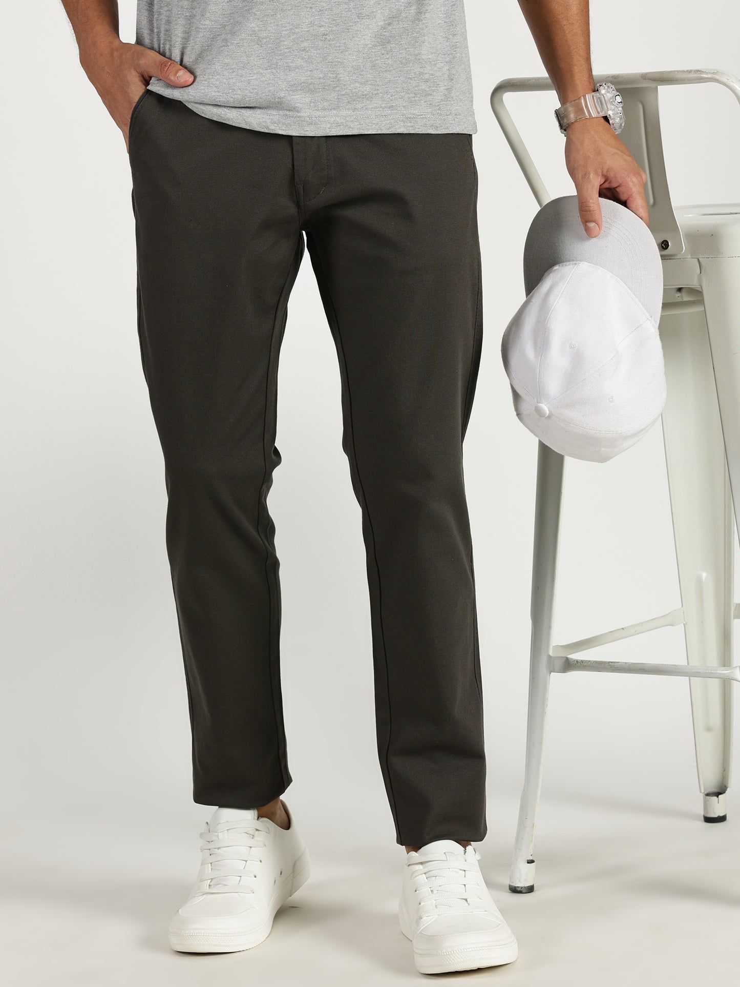 MEN'S DARK GREY REGULAR FIT TROUSER WITH CROSS POCKET