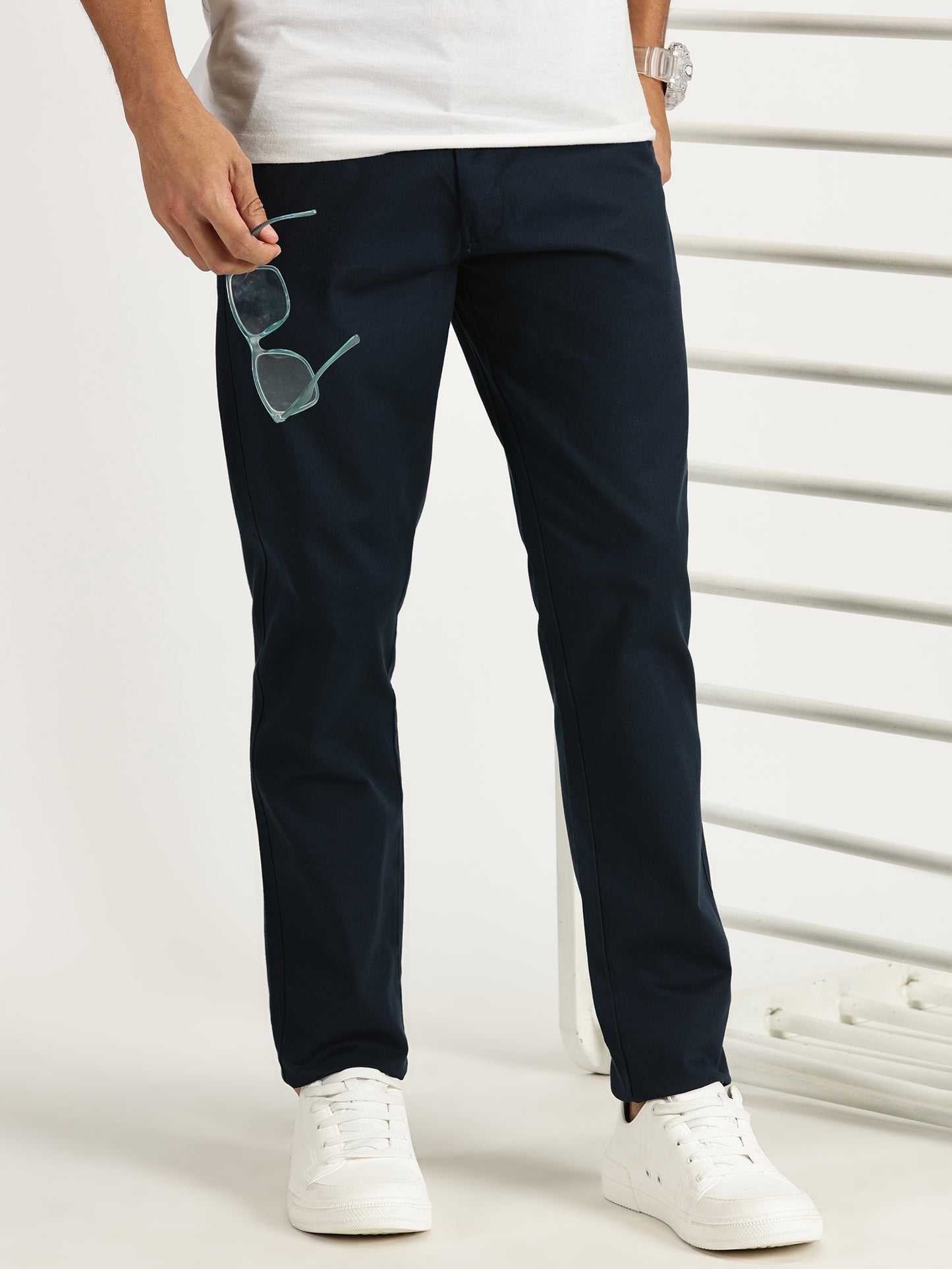 MEN'S NAVY BLUE REGULAR FIT TROUSER WITH STRAIGHT POCKET