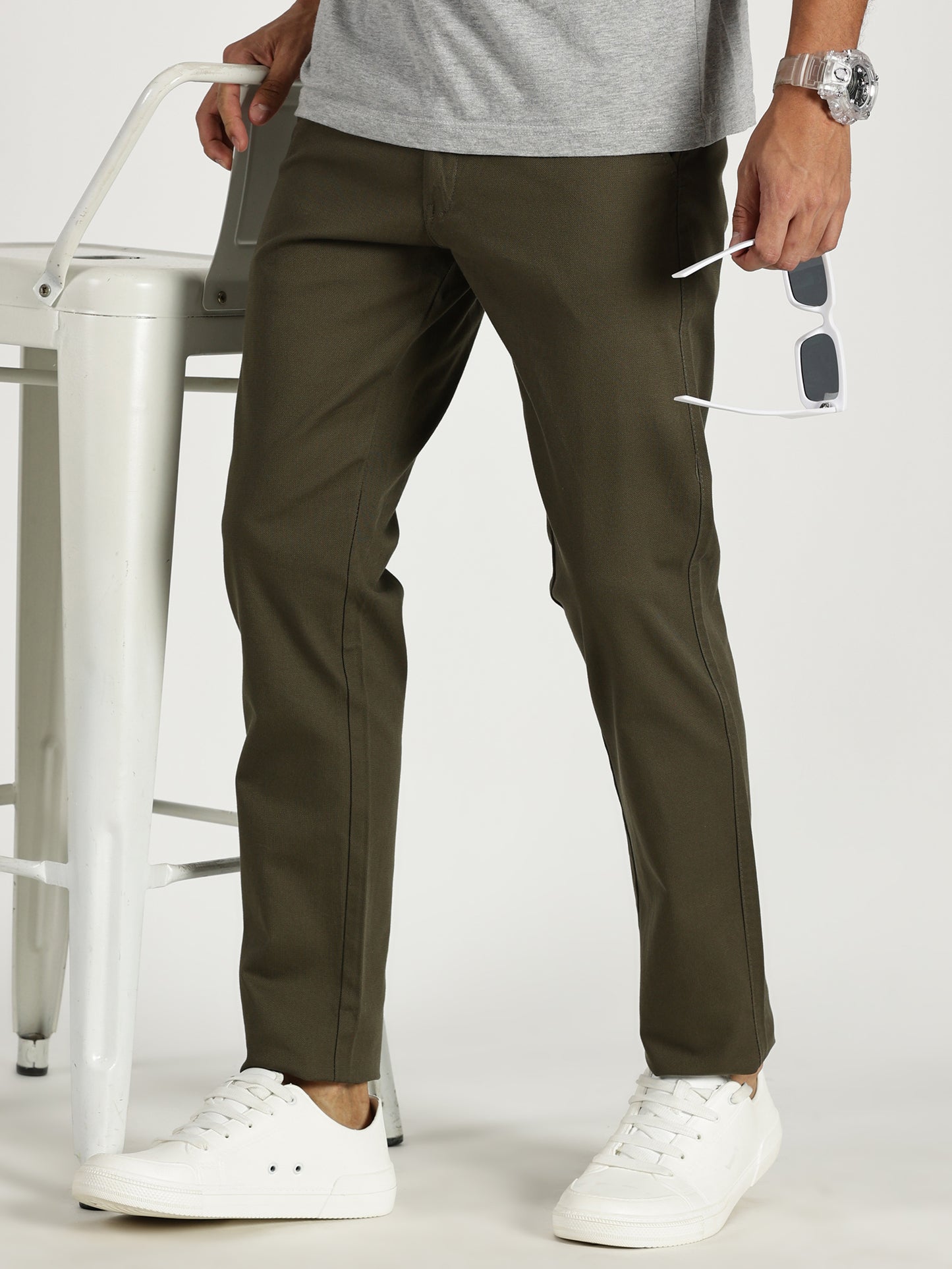 MEN'S OLIVE REGULAR FIT TROUSER WITH CROSS POCKET