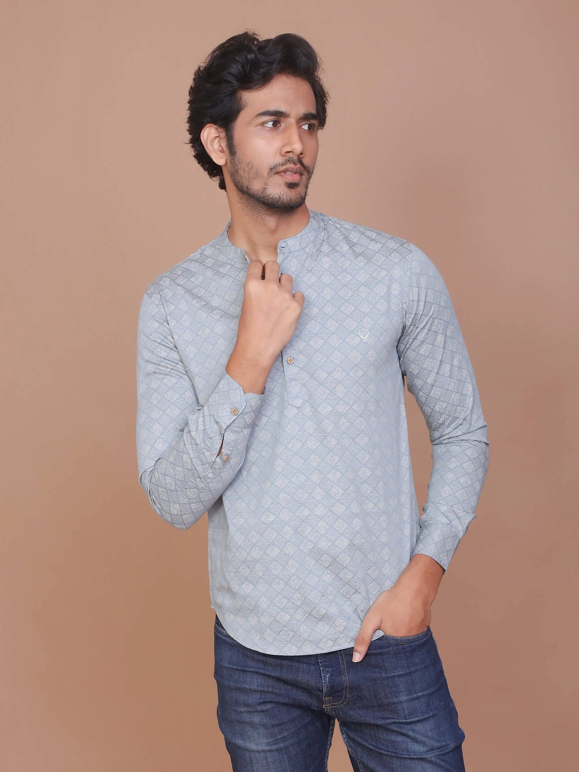 BUY-ABSRACT-CHECKERED-PRINTED-LIGHT-TEAL-GREEN-100%-COTTON-KURTA-Ravinik