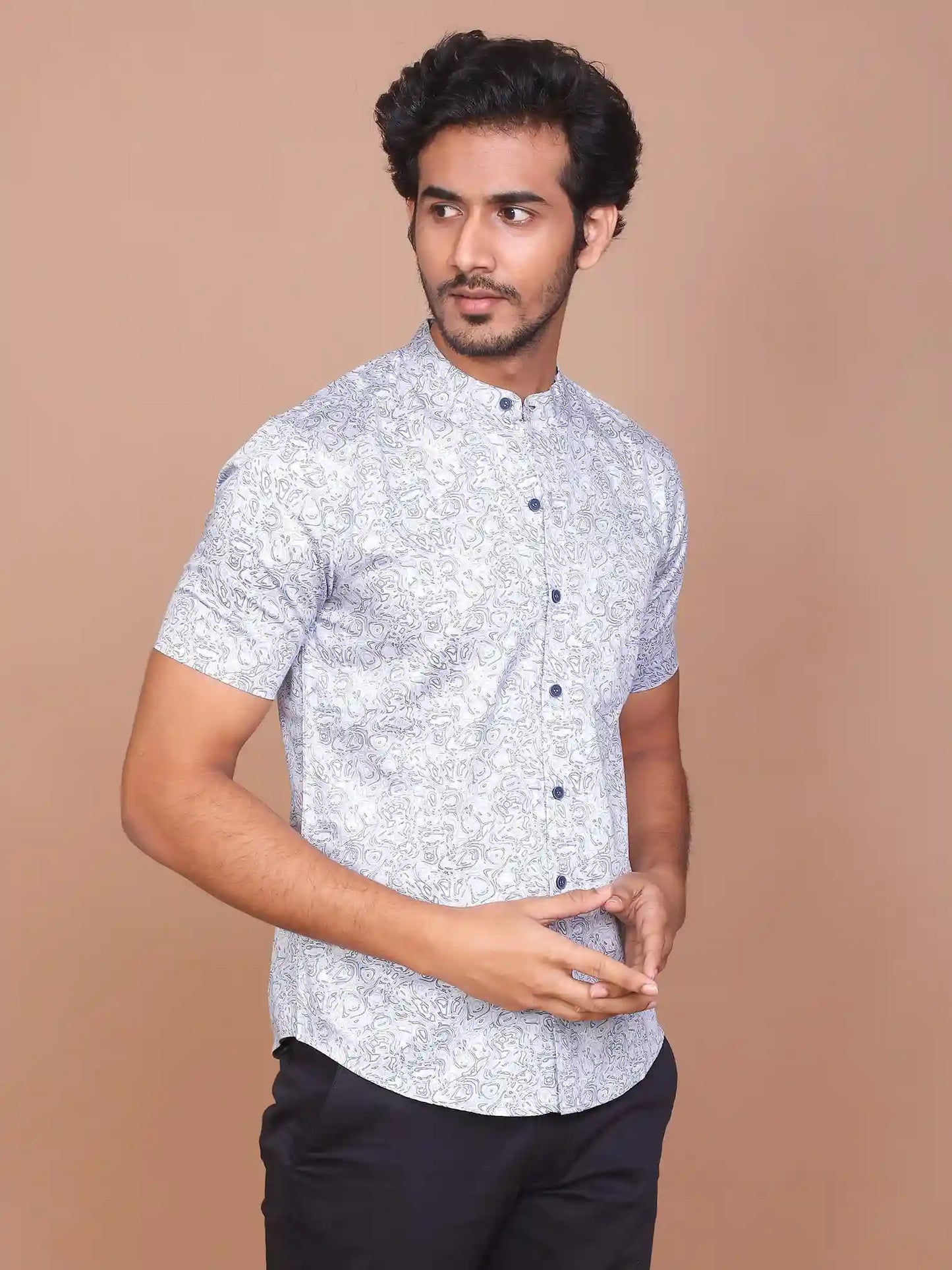 Buy-Ravinik-Men-Mist-Illusion-Band-Collar-Grey-Cotton-Half-Sleeve-Shirt