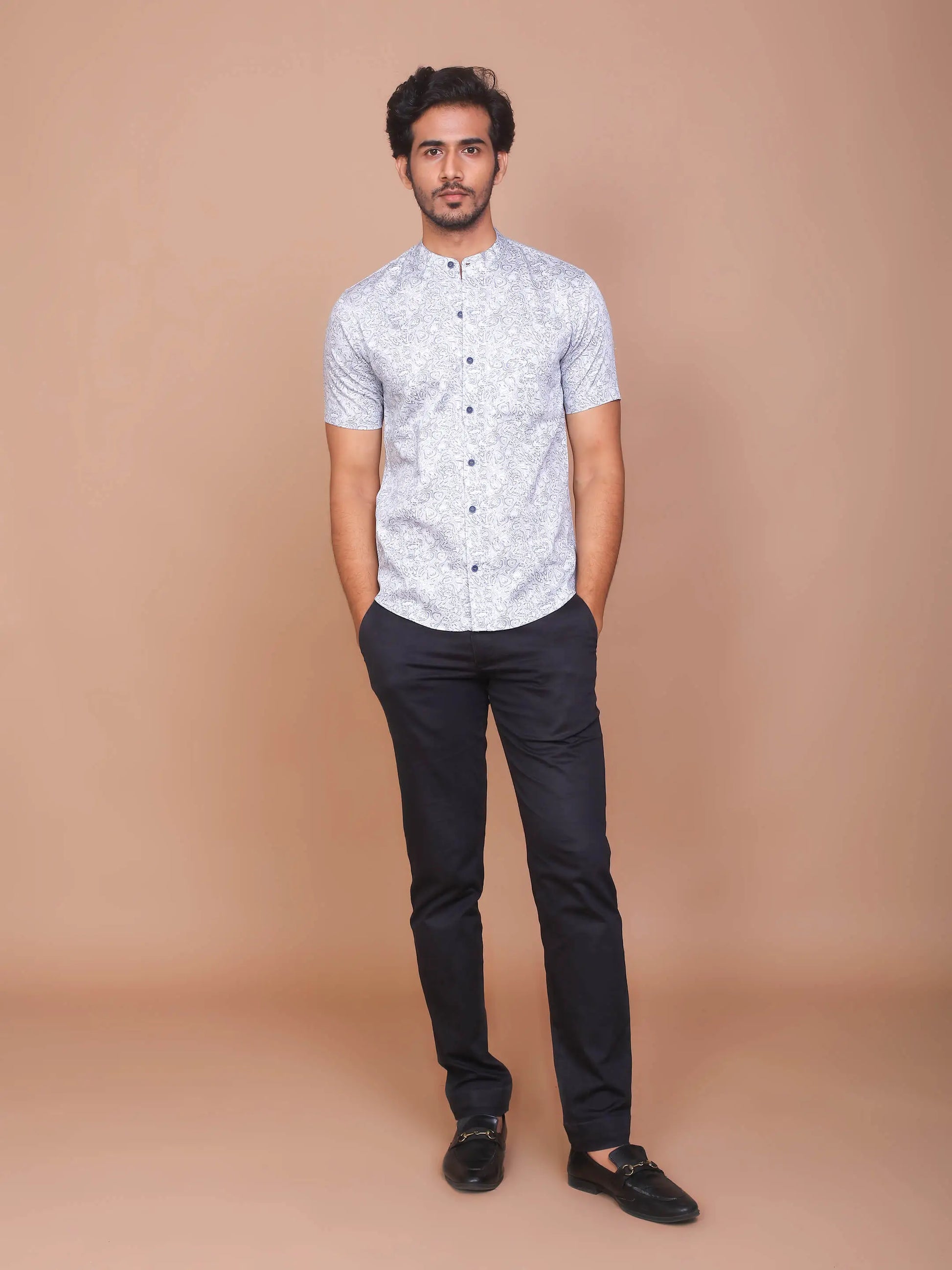 Buy-Ravinik-Men-Mist-Illusion-Band-Collar-Grey-Cotton-Half-Sleeve-Shirt