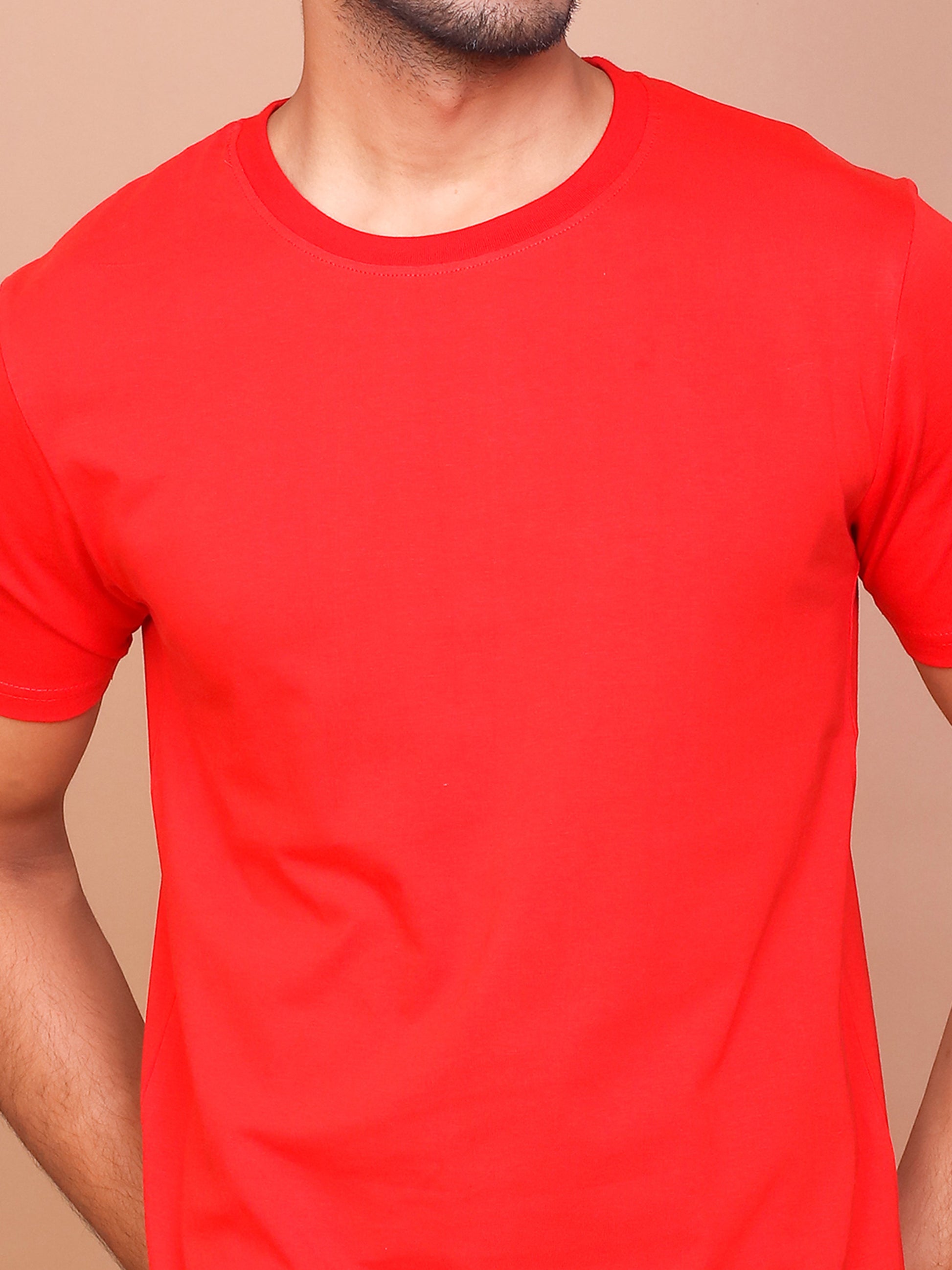 RED SOLID COLOURED ROUND NECK TSHIRT - Ravinik 