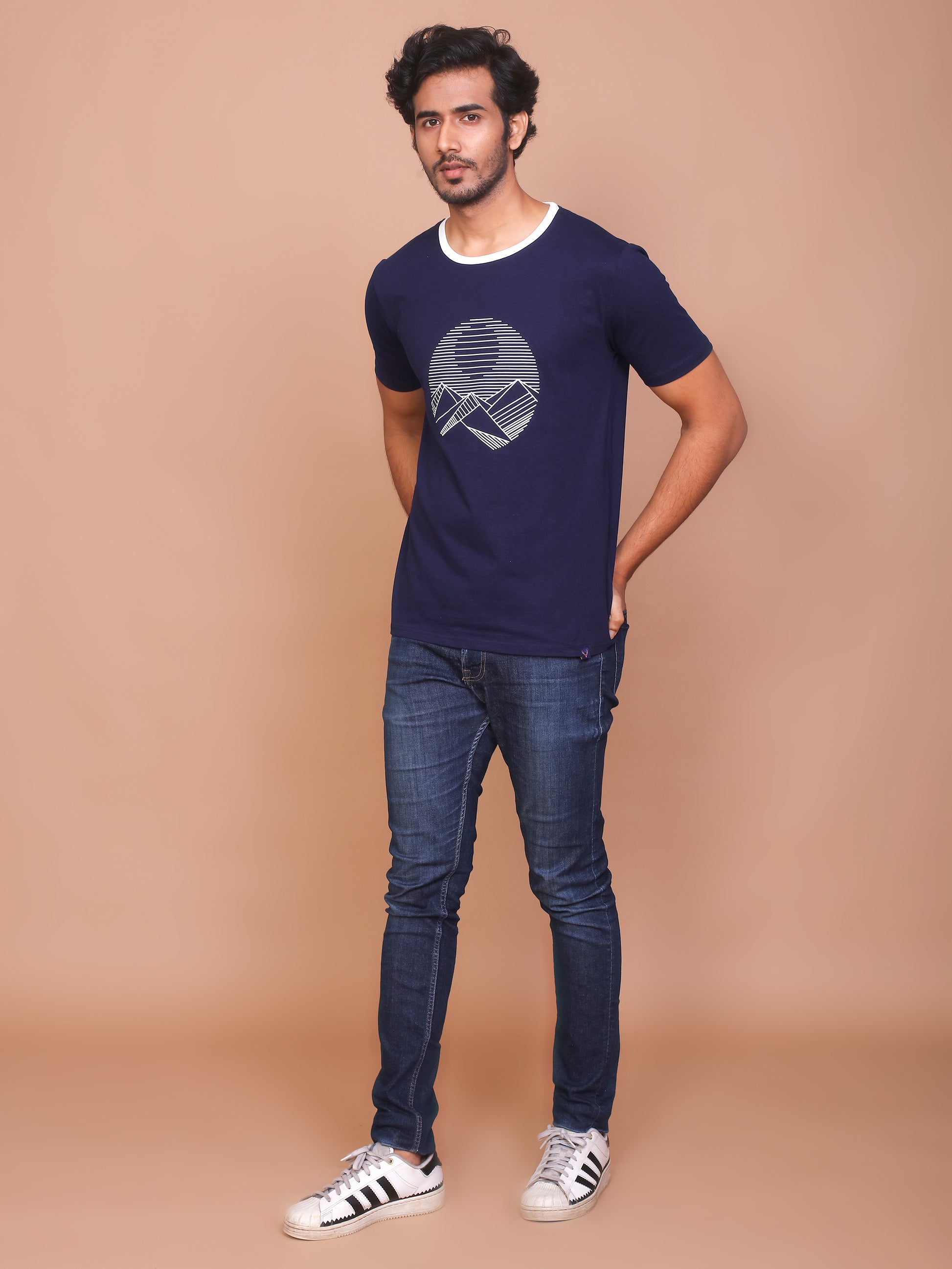 SCENIC LINE ART NAVY BLUE ROUND NECK TSHIRT - Ravinik 