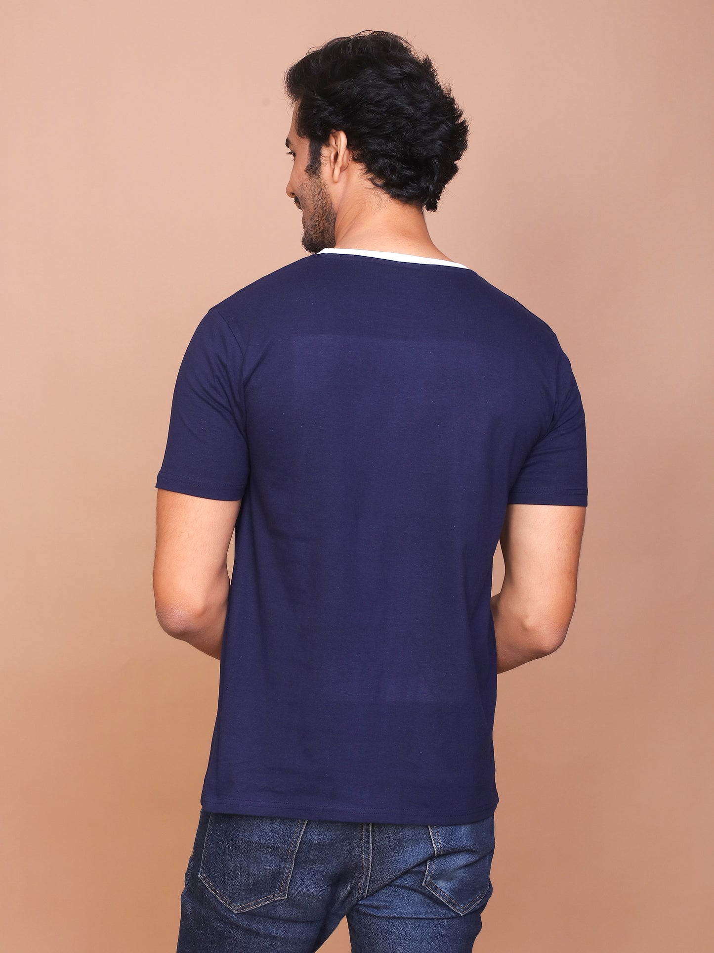 SCENIC LINE ART NAVY BLUE ROUND NECK TSHIRT - Ravinik 