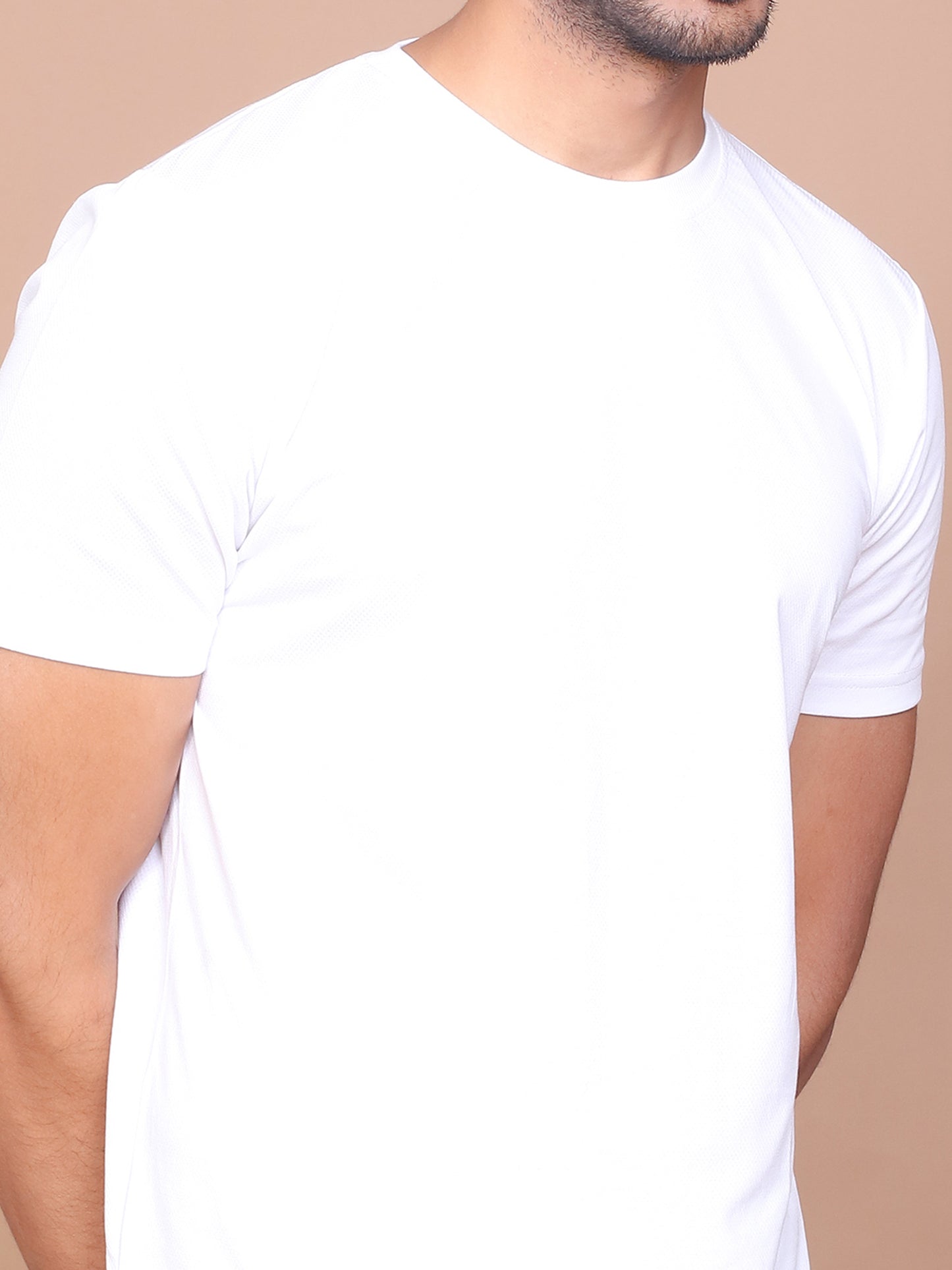 RICE KNIT WHITE COLORED ROUND NECK TSHIRT - Ravinik 