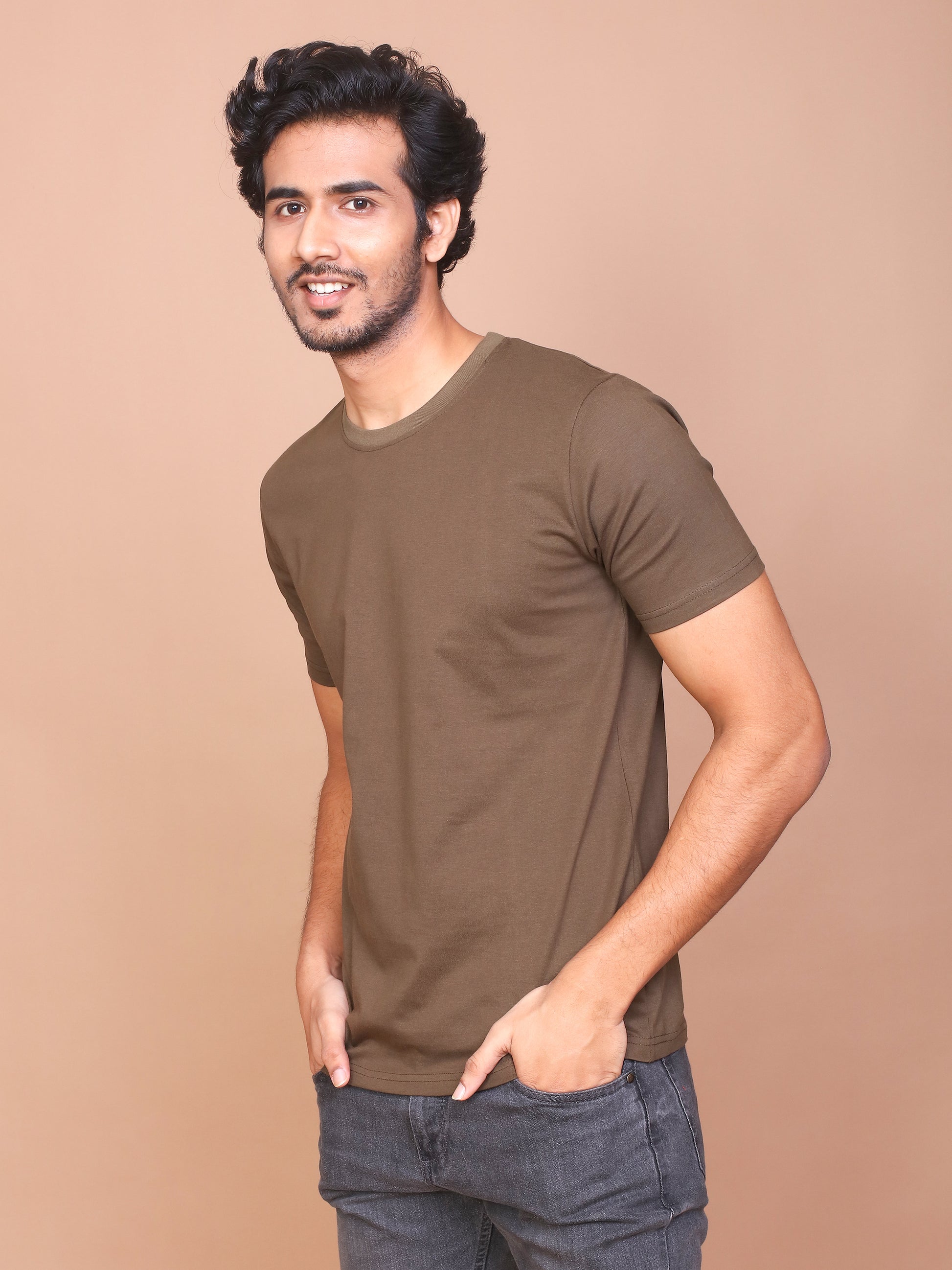 OLIVE SOLID COLOURED ROUND NECK TSHIRT - Ravinik 