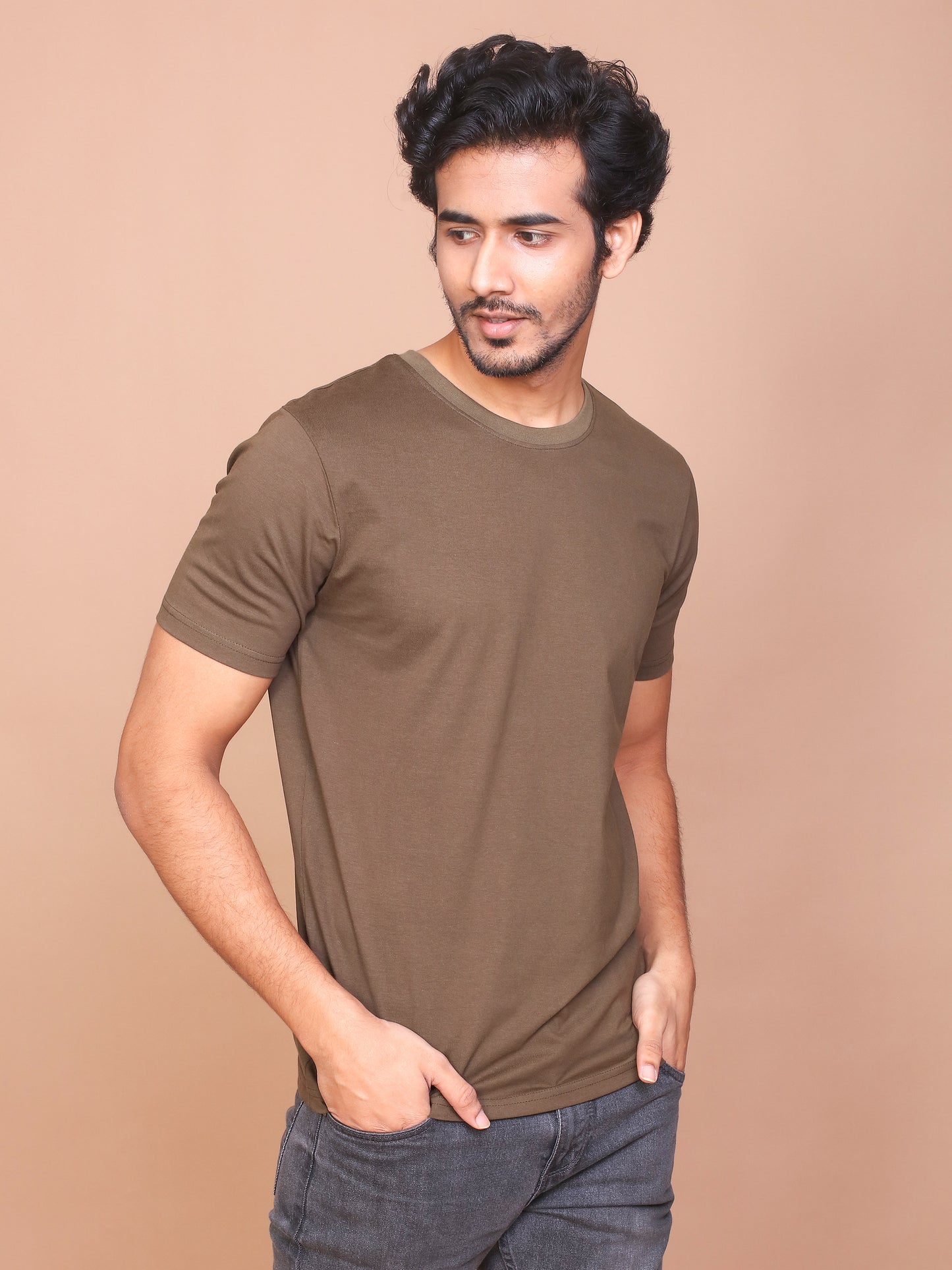 OLIVE SOLID COLOURED ROUND NECK TSHIRT - Ravinik 