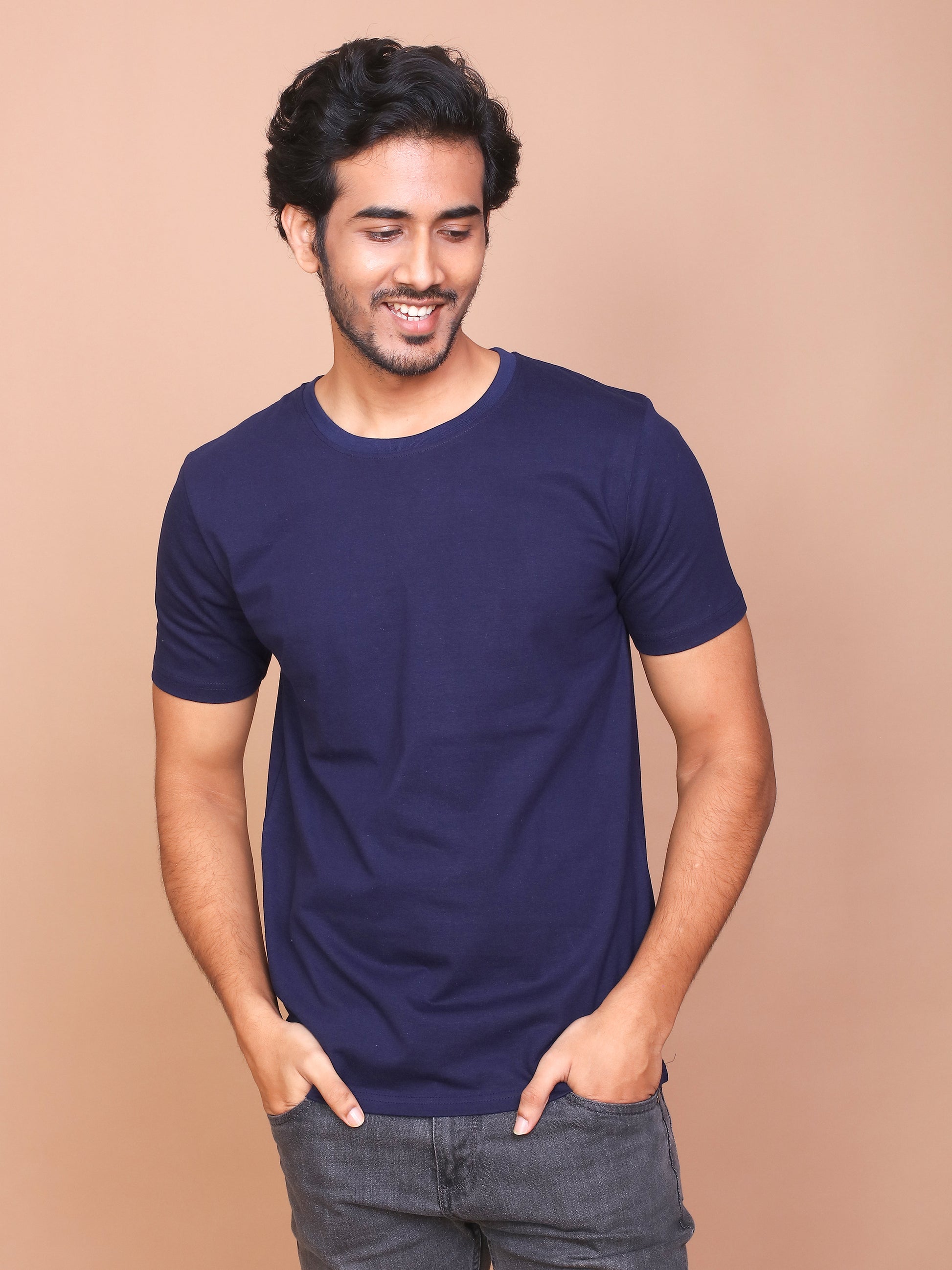 NAVY BLUE SOLID COLOURED ROUND NECK TSHIRT - Ravinik 