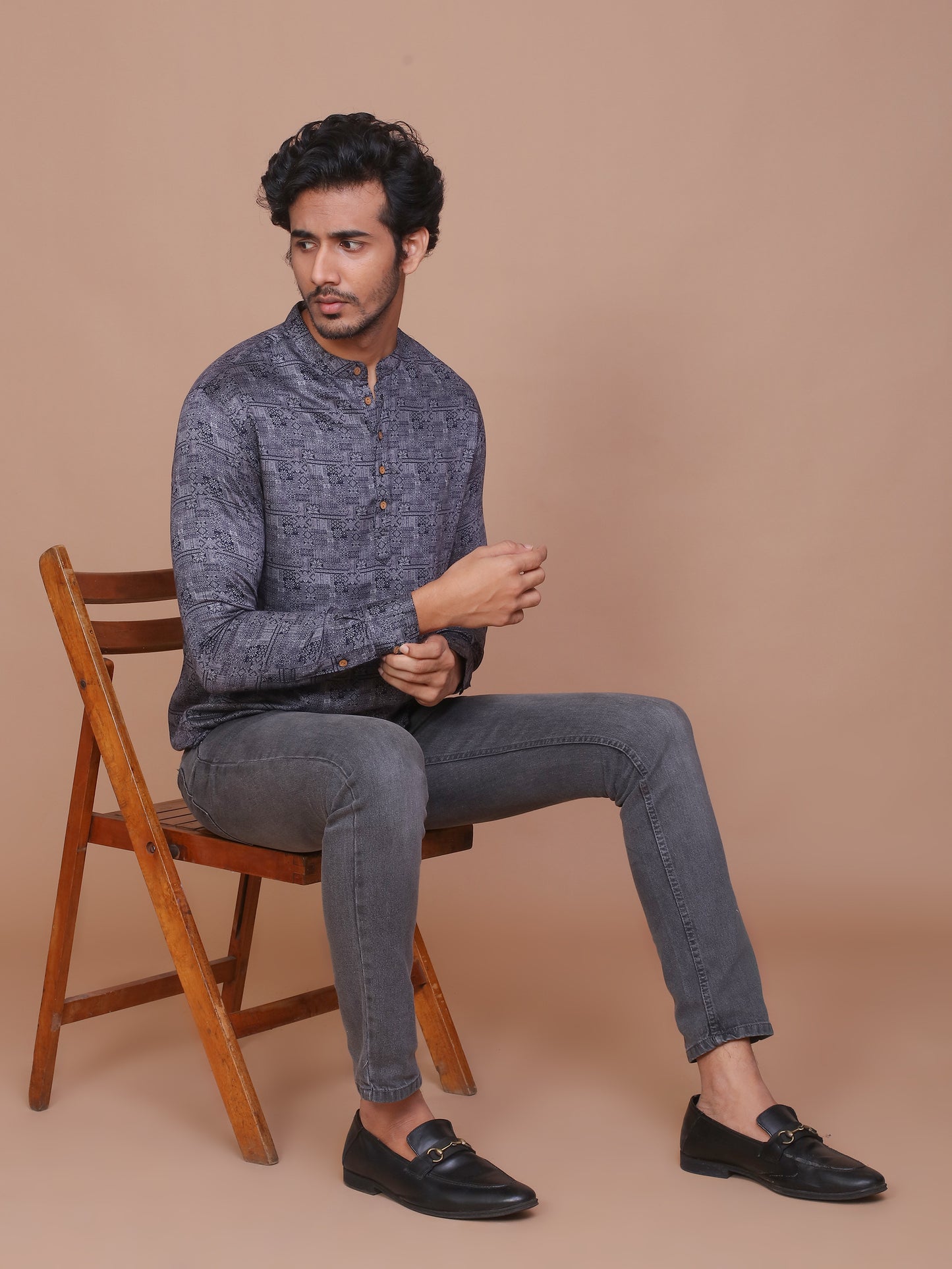 TRADITIONAL MOTIF PRINTED BLUE-GREY KURTA - Ravinik 