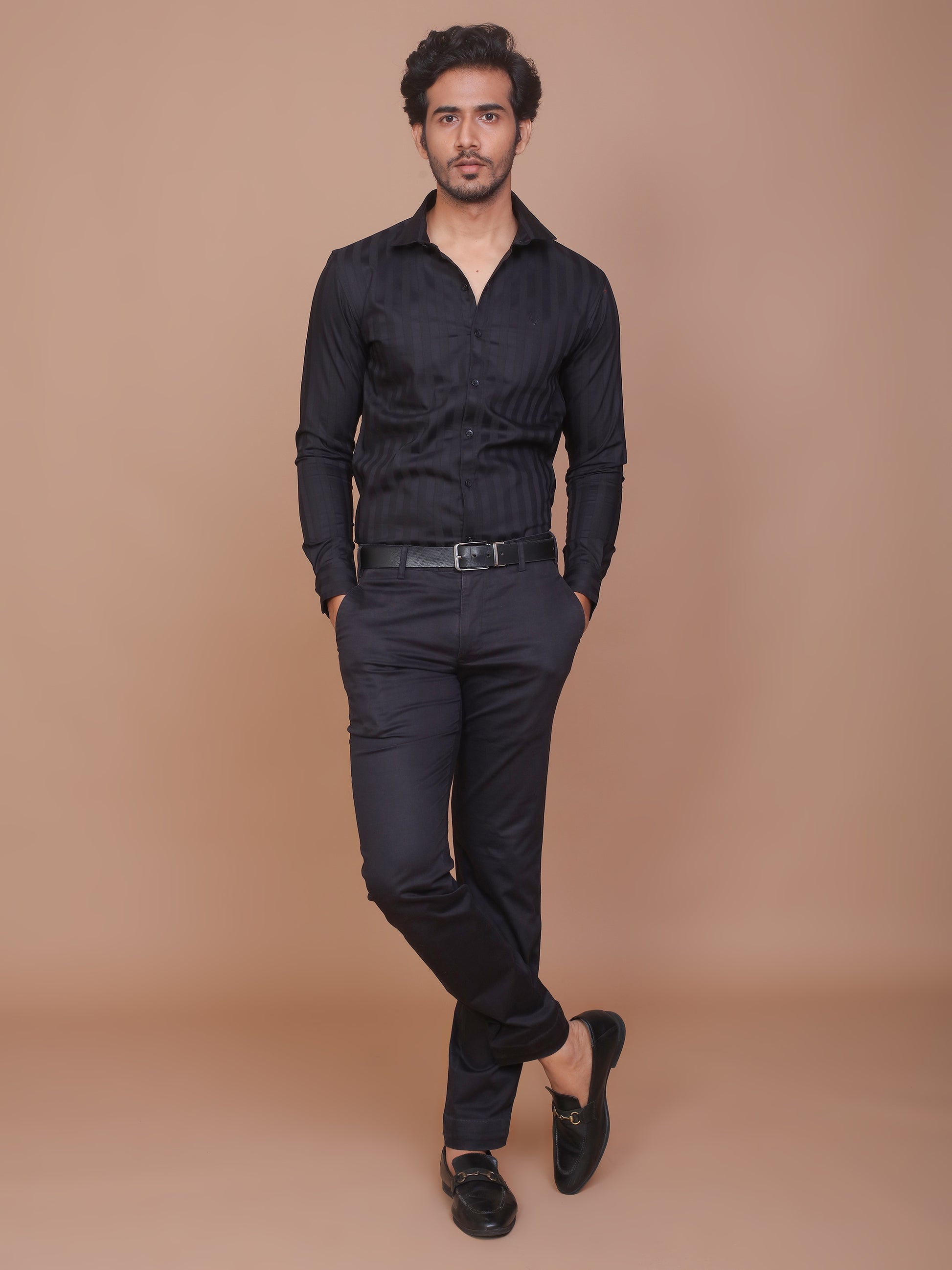 SHADOW STRIPE LYCRA CLASSIC COLLAR BLACK SHIRT - Ravinik 