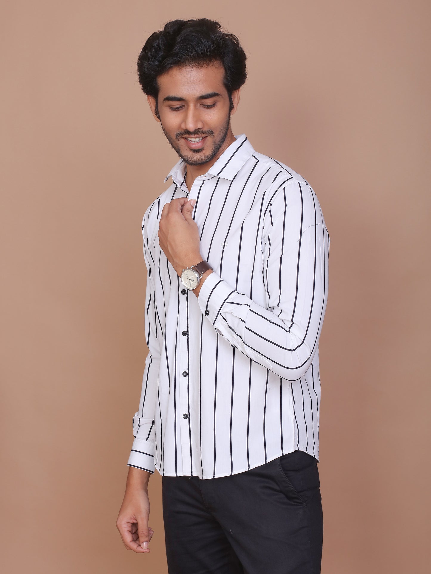 PINSTRIPE WHITE CLASSIC COLLAR SHIRT - Ravinik 