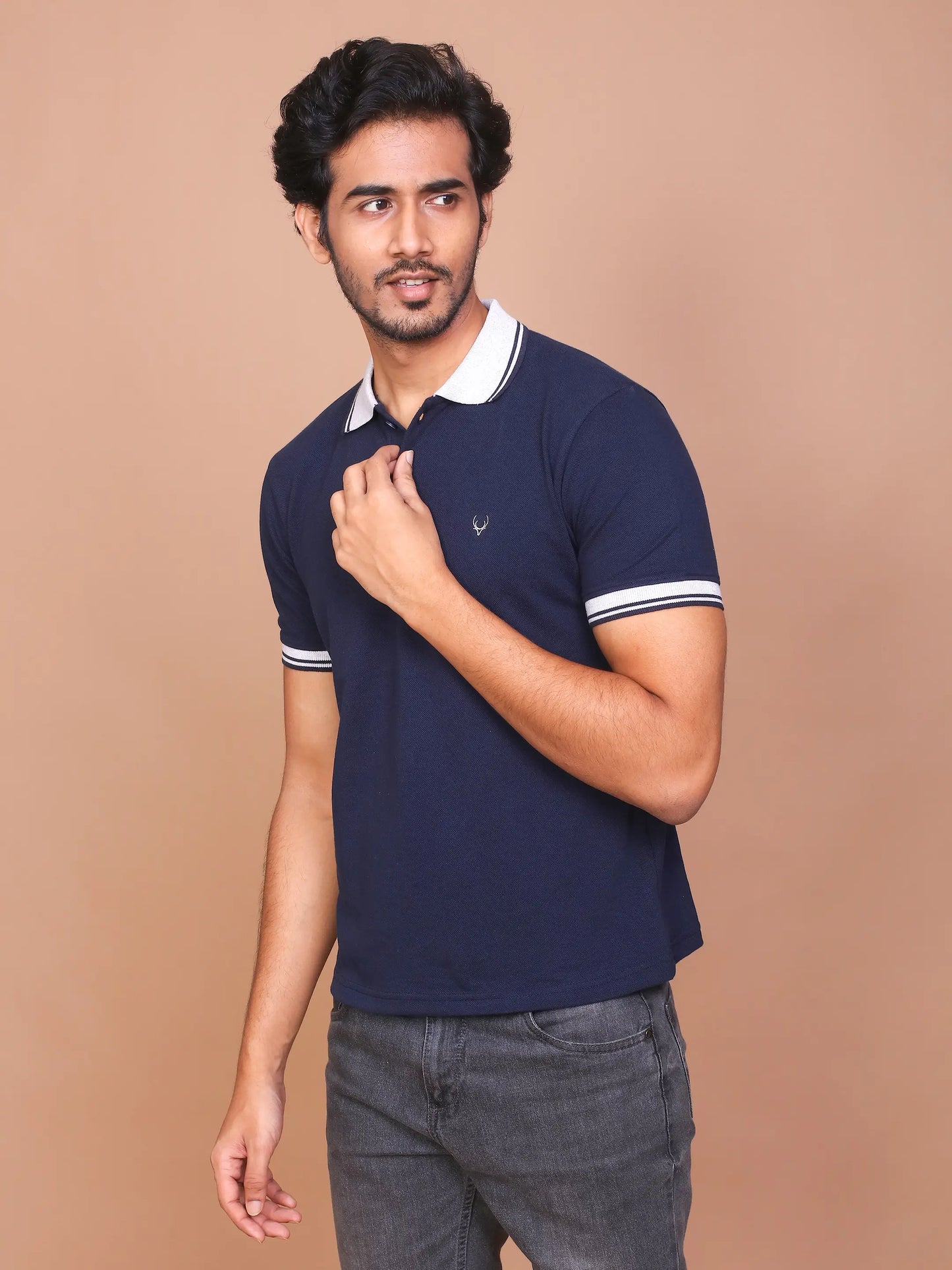 Men's Navy Blue Classic Collar Polo Half Sleeve Slim Fit Cotton T-shirt - Ravinik 