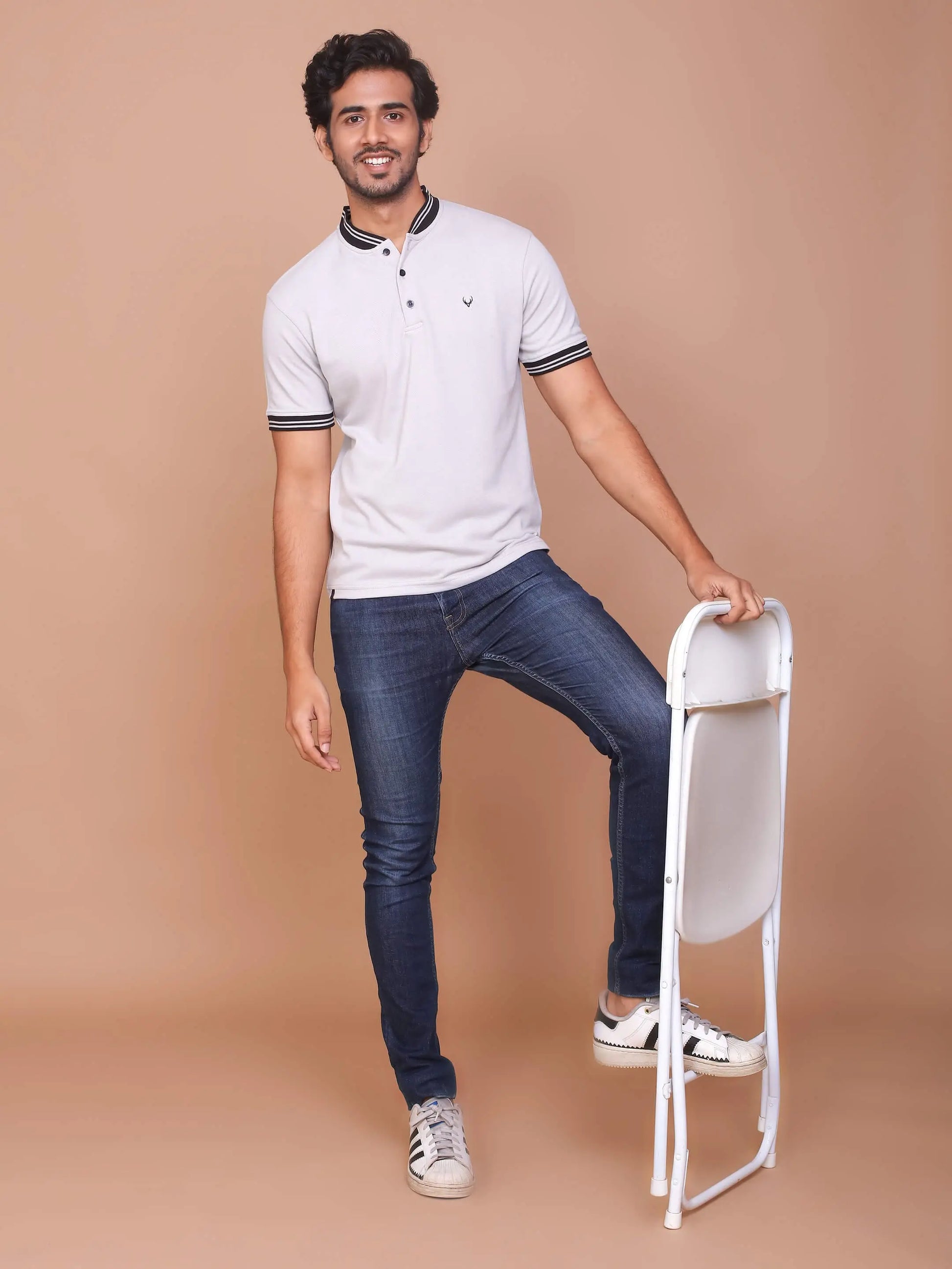 BUY-RAVINIK-MEN-SOLID-GREY-HALF-SLEEVE-BAND-COLLAR-POLO-T-SHIRT