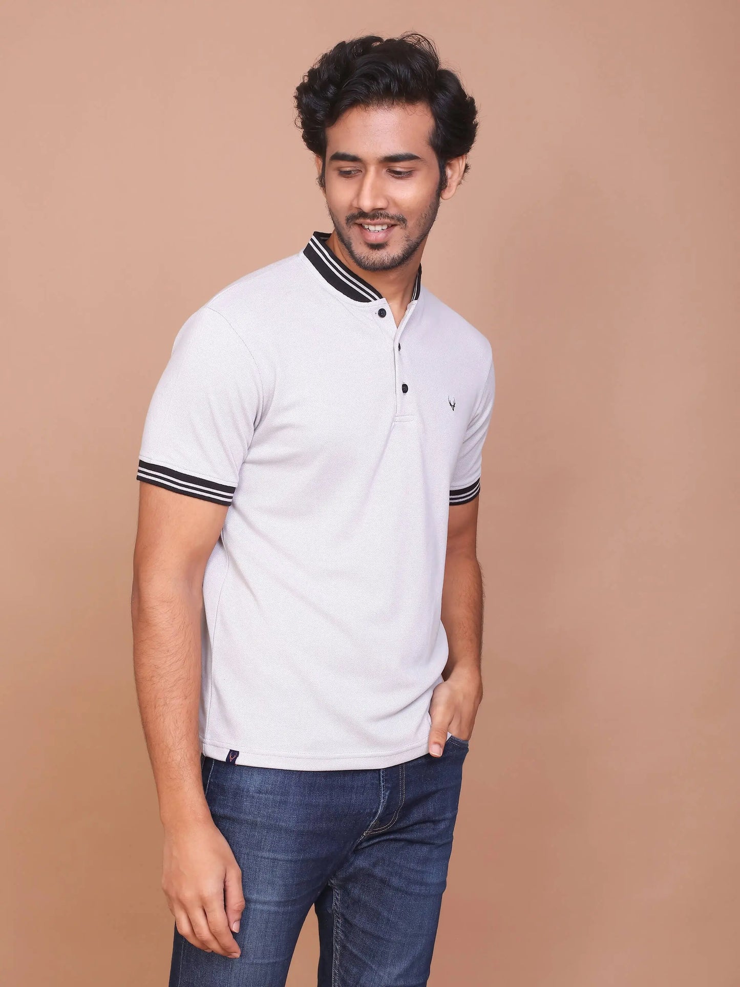 BUY-RAVINIK-MEN-SOLID-GREY-HALF-SLEEVE-BAND-COLLAR-POLO-T-SHIRT