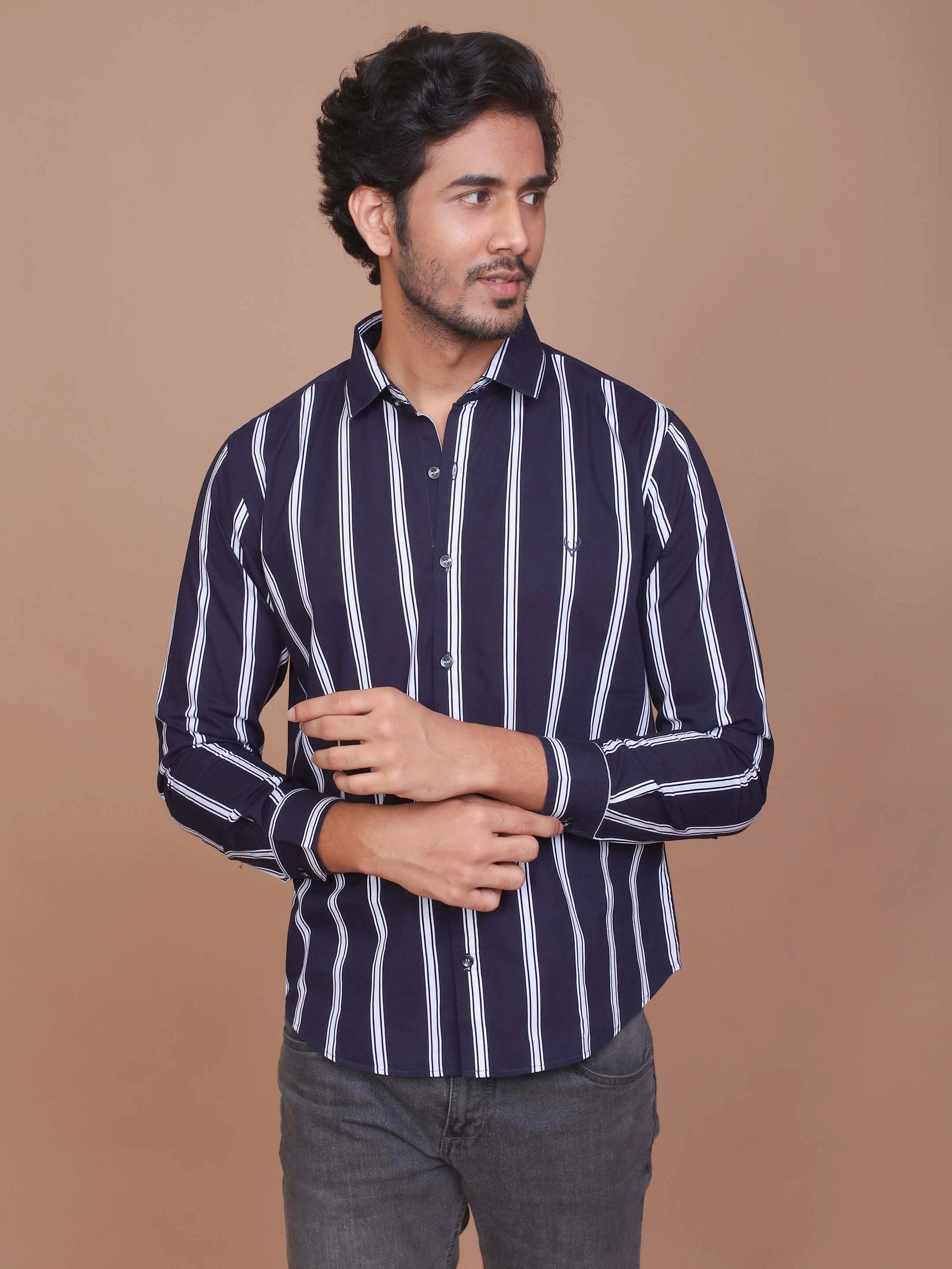 Buy-Ravinik-Men-Barcode-Slim-Fit-Stripe-Classic-Collar-Cotton-Blue-Shirt-Online-India