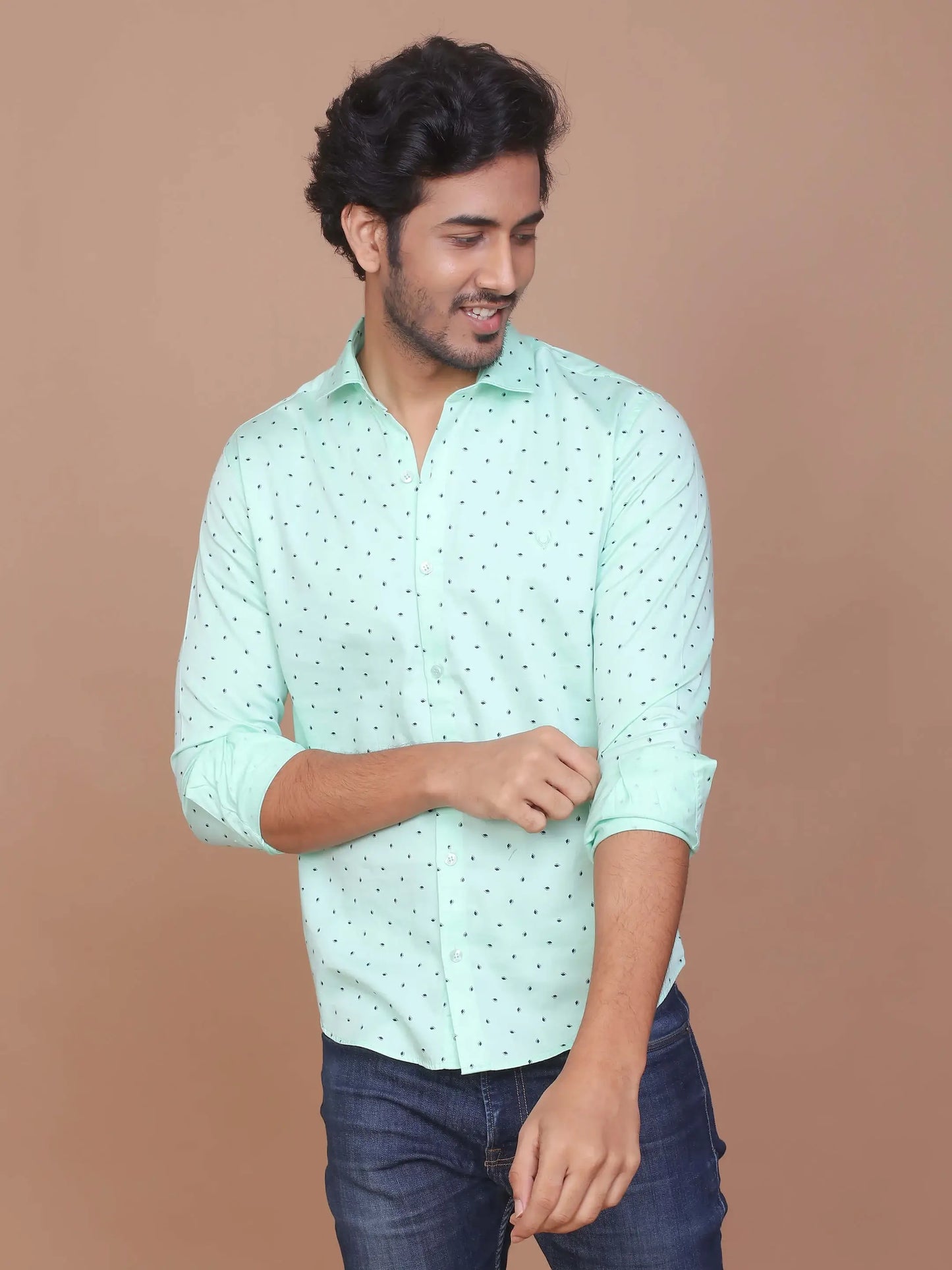 Buy-Ravinik-Men-Casual-Smart-Print-Classic-Collar-Cotton-Slim-Fit-Green-Shirt