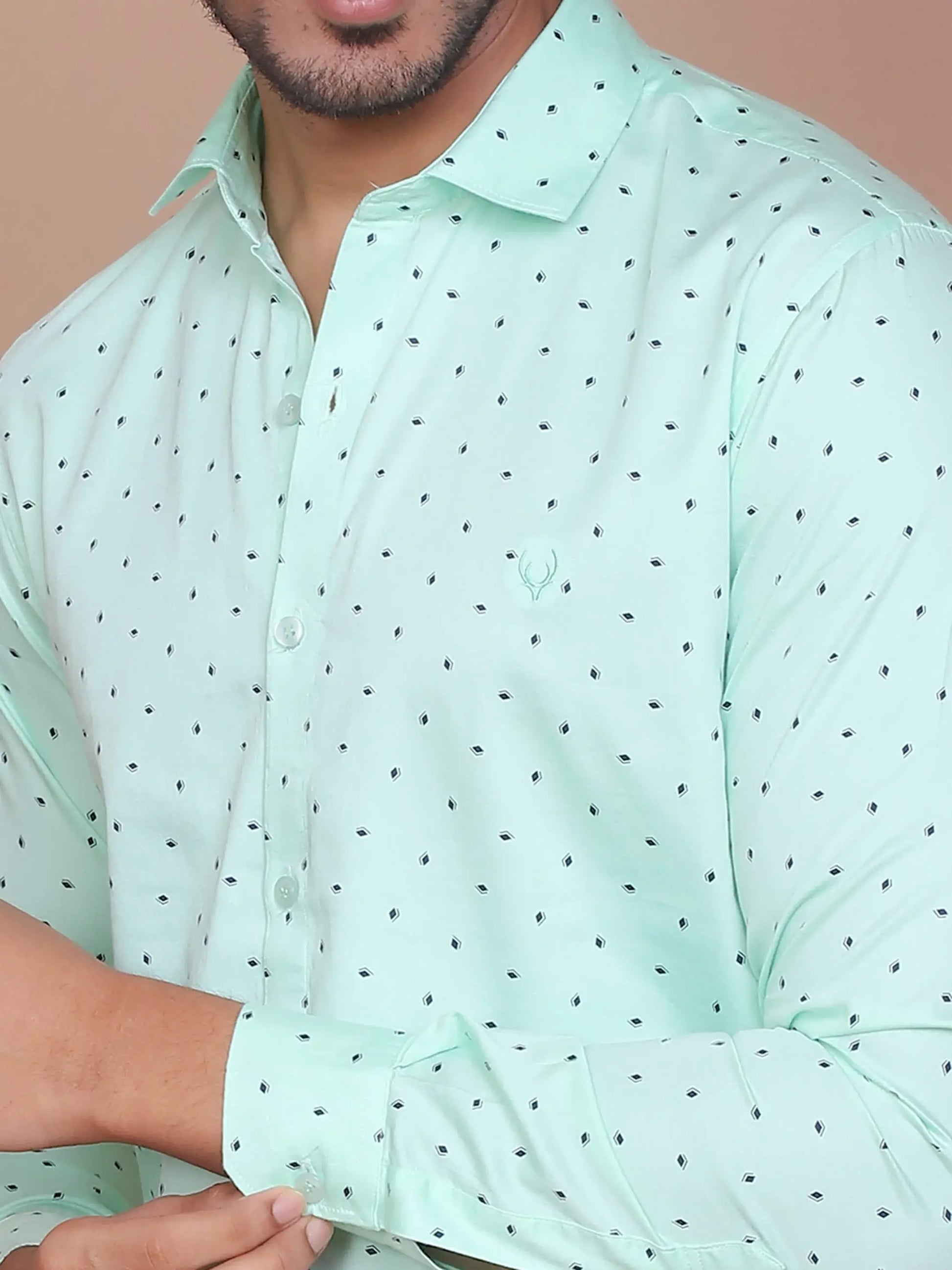 Buy-Ravinik-Men-Casual-Smart-Print-Classic-Collar-Cotton-Slim-Fit-Green-Shirt