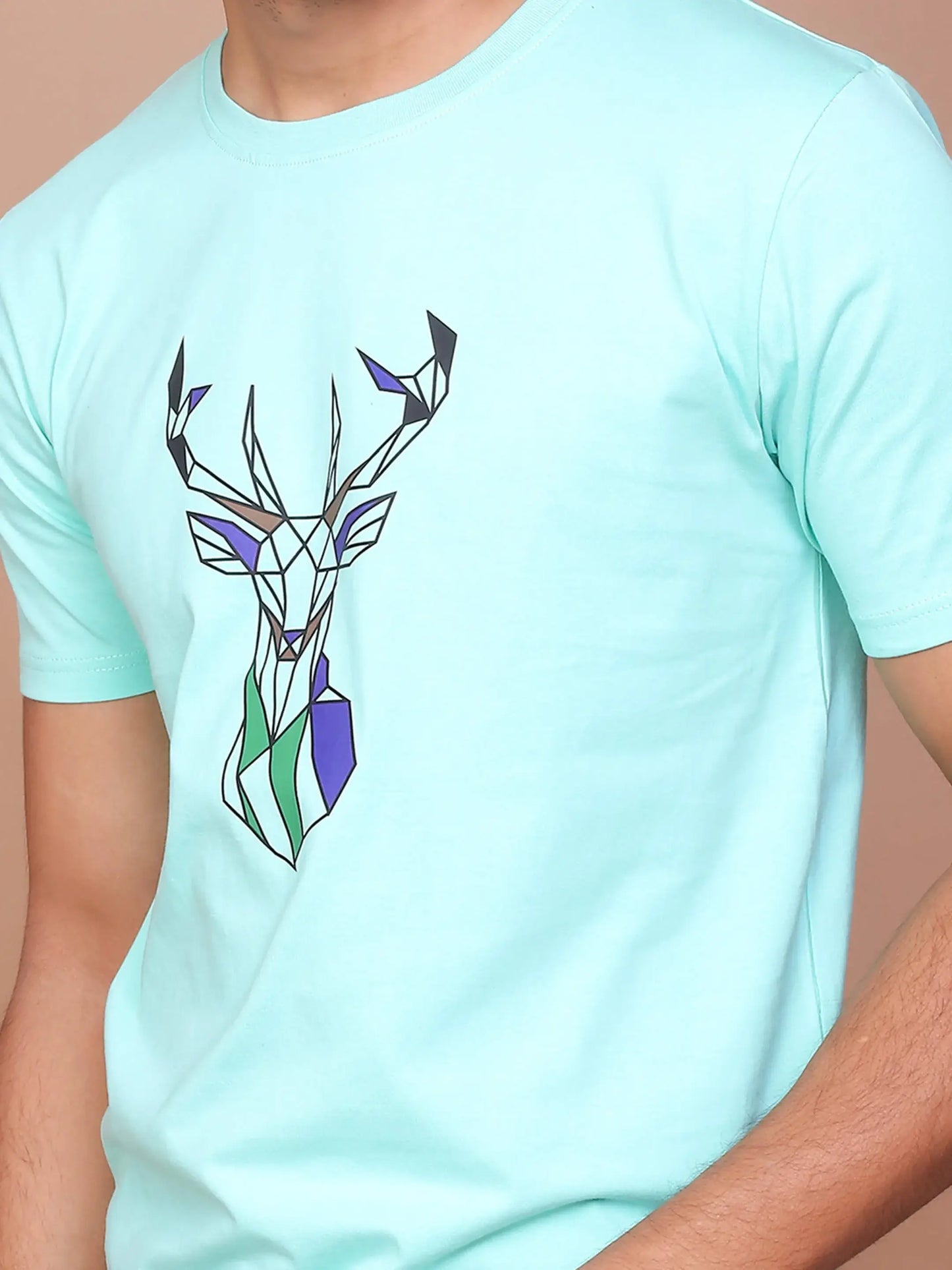 Buy-Ravinik-Men-Deer-Printed-Turquoise-Green-Round-Neck-T-shirt