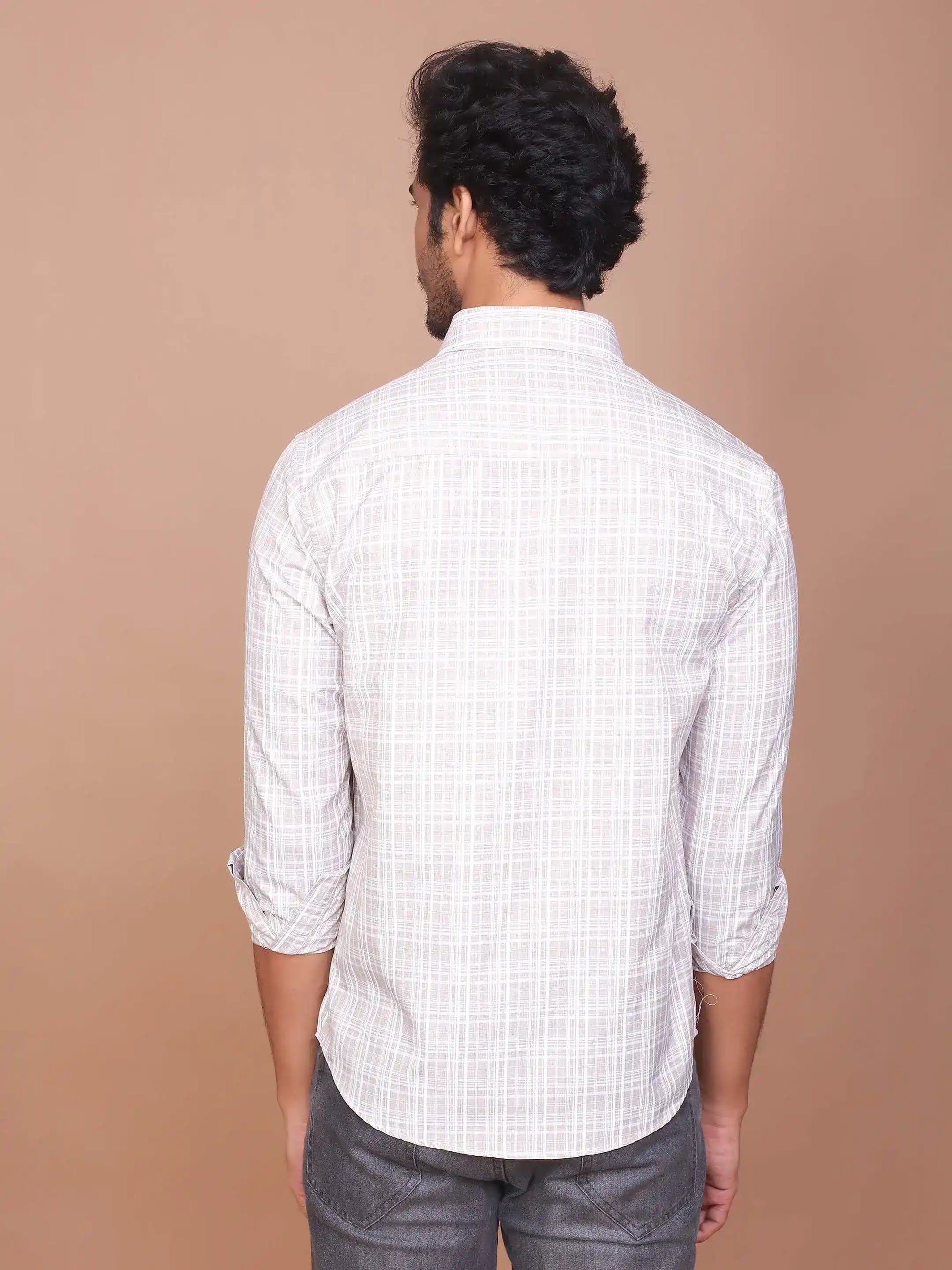 Buy-Ravinik-Men-Dupplin-White-Brown-Checkered-Classic-Collar-Full-Sleeve-Cotton-Shirt