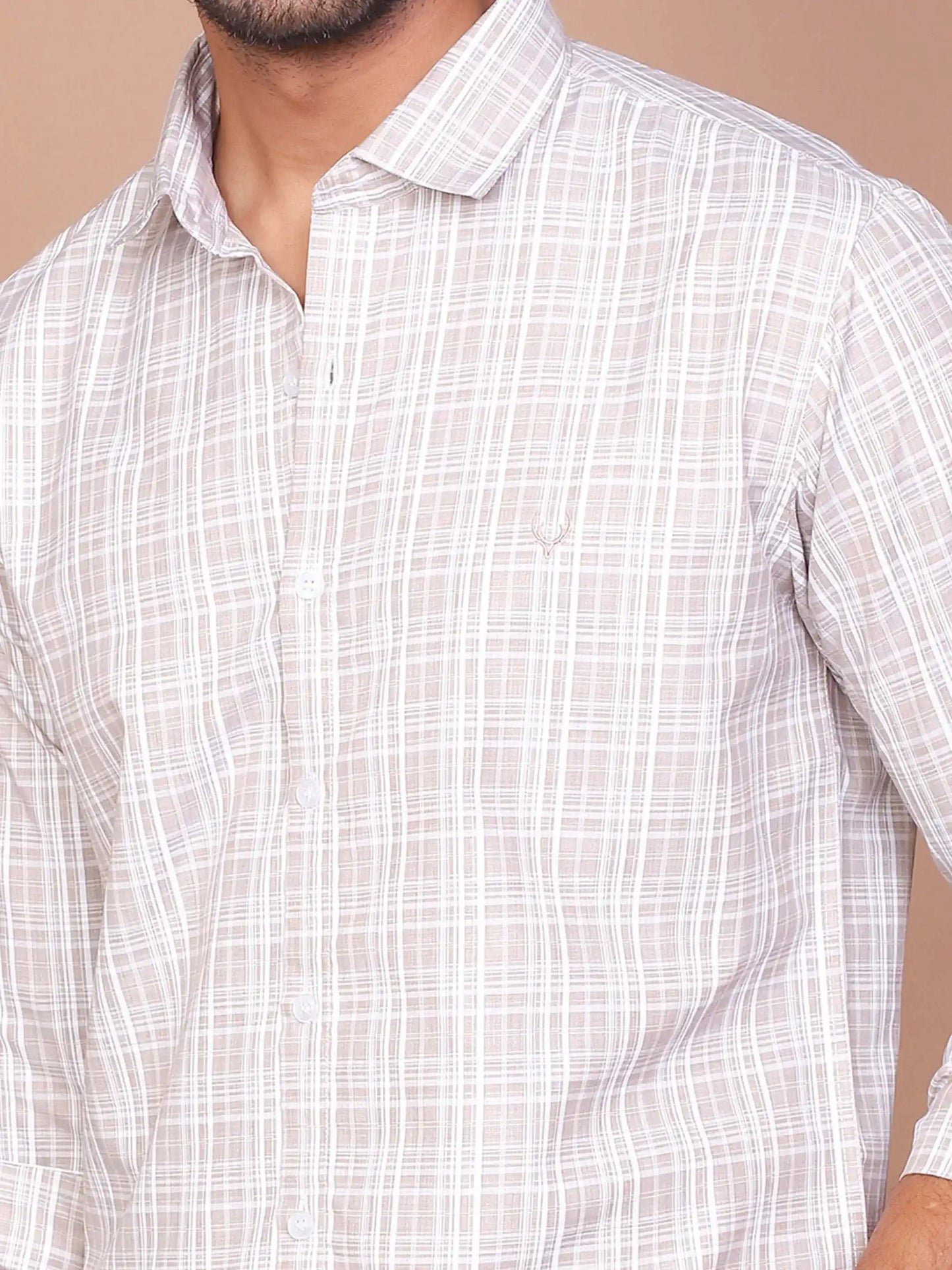 Buy-Ravinik-Men-Dupplin-White-Brown-Checkered-Classic-Collar-Full-Sleeve-Cotton-Shirt