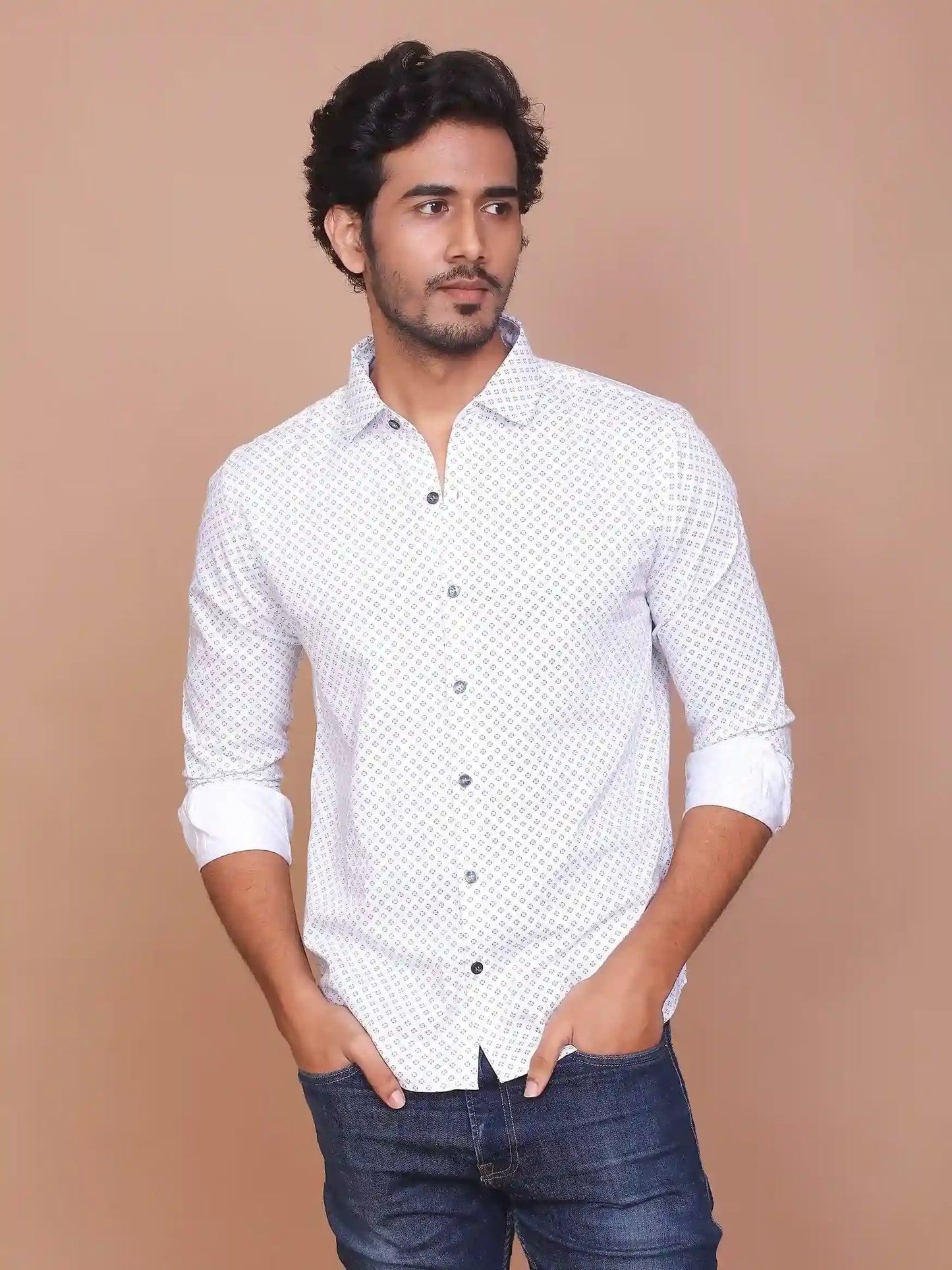 Buy-Ravinik-Men-Fine-Print-Classic-Collar-White-fluu-sleeve-Cotton-Shirt