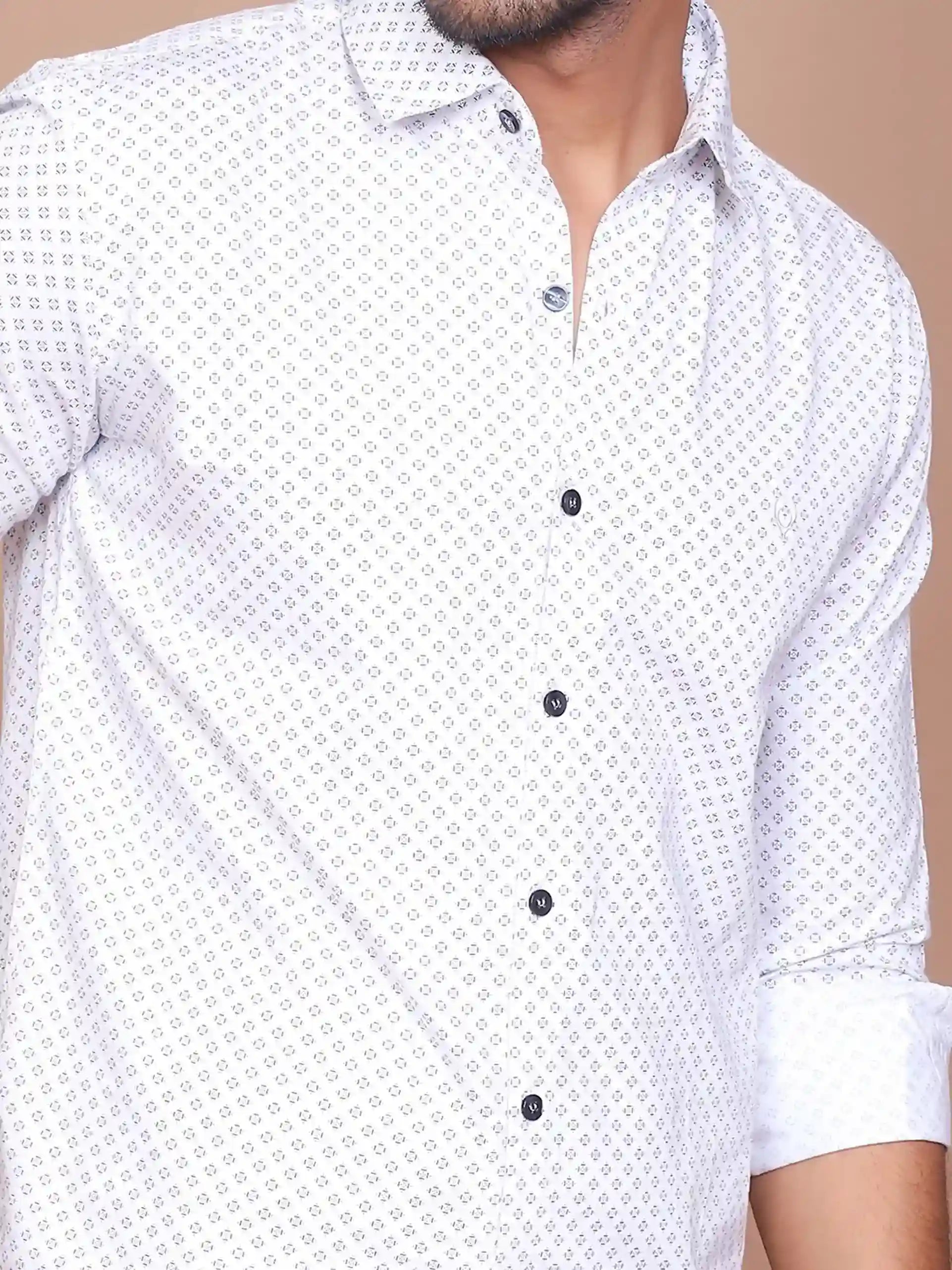 Buy-Ravinik-Men-Fine-Print-Classic-Collar-White-fluu-sleeve-Cotton-Shirt