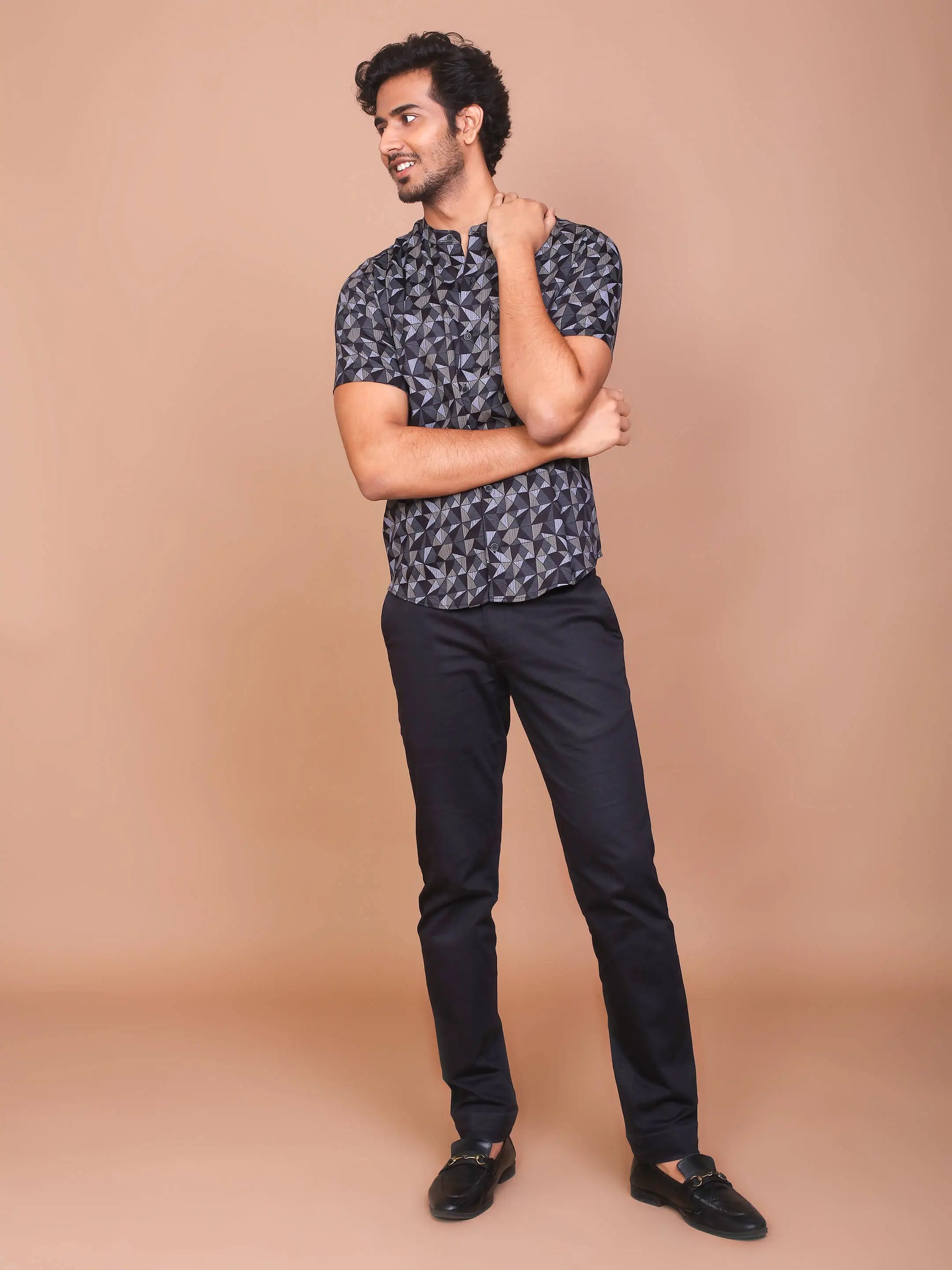 Buy-Ravinik-Men-Geomatric-Trigon-Band-Collar-Printed-Black-Cotton-Half-Sleeve-Shirt