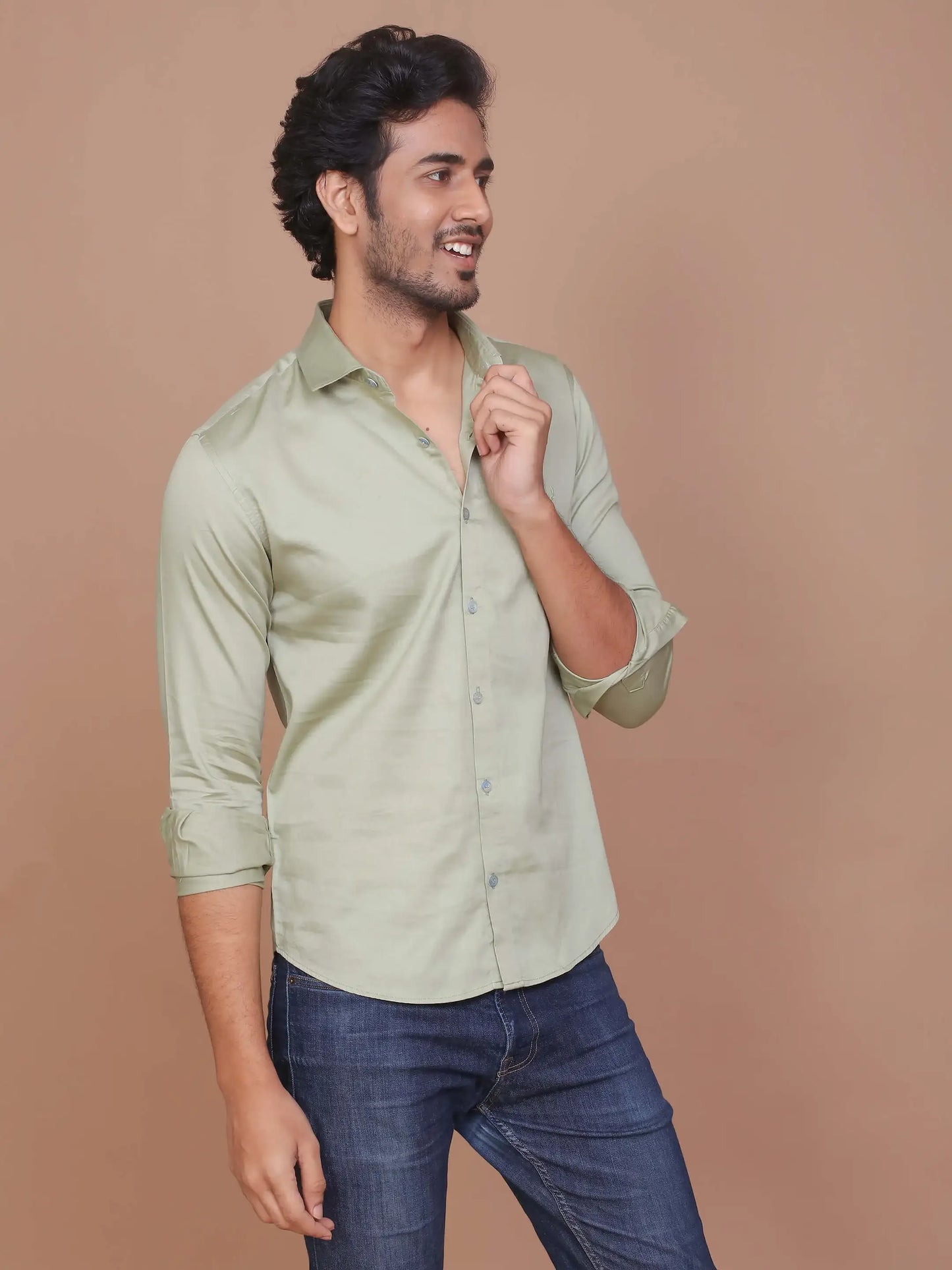 Buy-Ravinik-Men-Light-Olive-Green-Buff-Colored-Classic-Collar-Cotton-Shirt