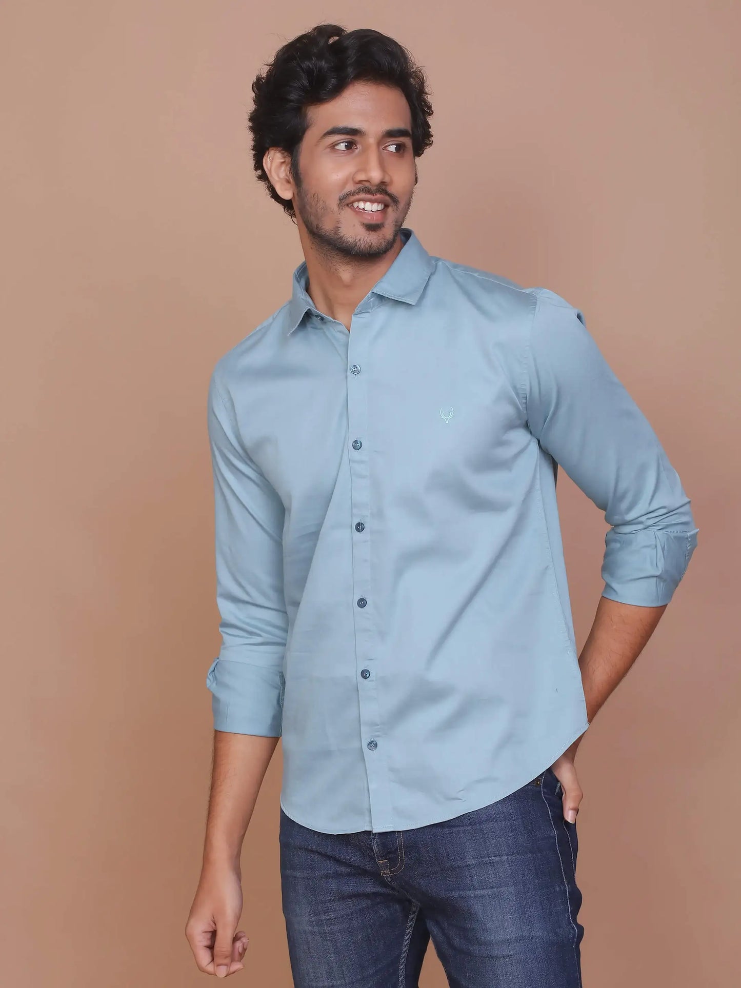 Buy-Ravinik-Men-Teal-Blue-Buff-Colored-Classic-Collar-Cotton-Shirt