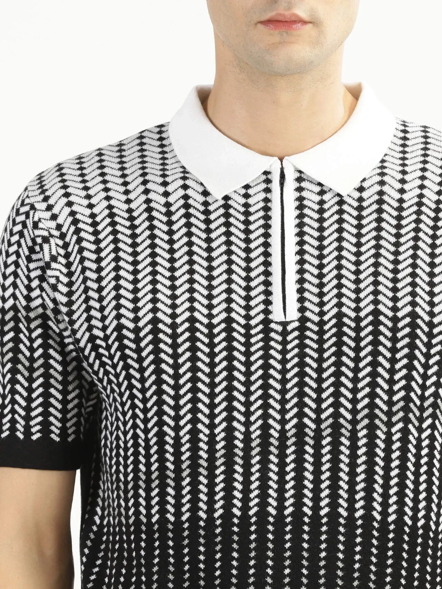 Buy-Ravinik-men-Color-Ramp-Knitted-Classic-Collar-Half-Sleeve-Black-White-Cotton-Sweatshirt